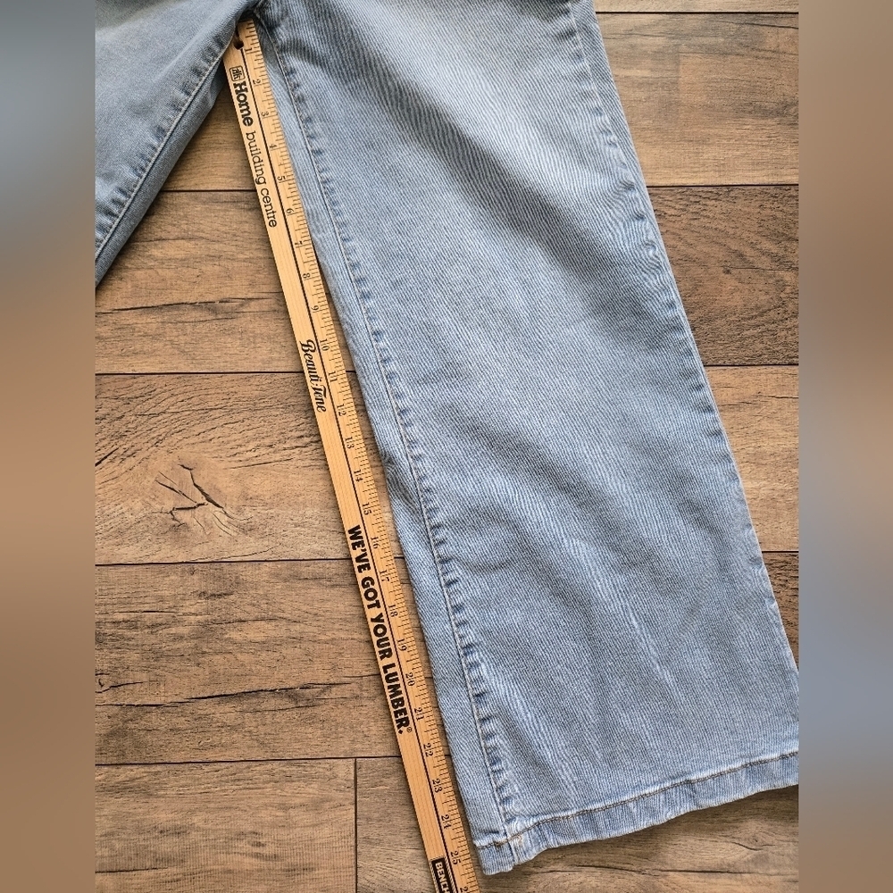 Curve Appeal Women's High Rise Wide Leg Light Blue Jeans Size 4/27.  Nwt - Picture 3 of 13